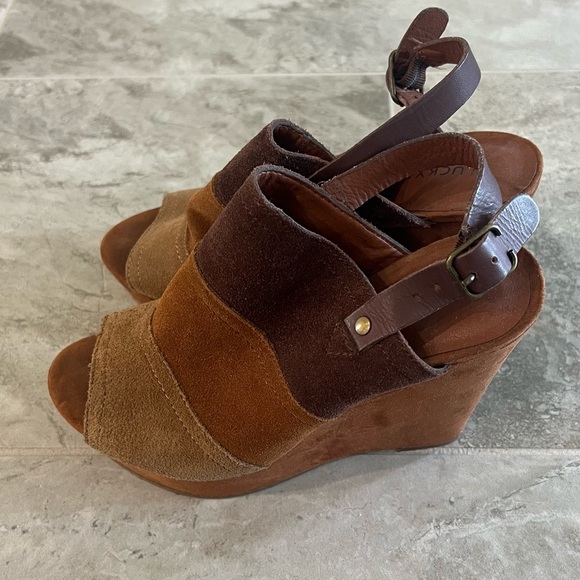 Lucky Brand - Platform Sandals - Picture 2 of 13